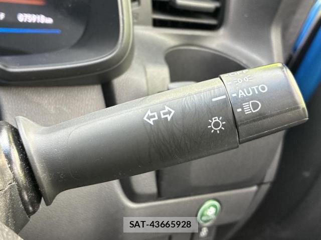 Honda FIT HYBRID 2015-08 8552327-15
