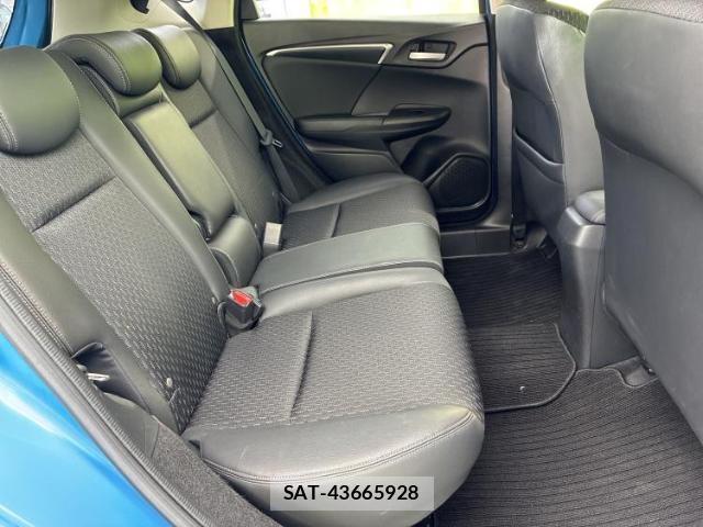 Honda FIT HYBRID 2015-08 8552327-4