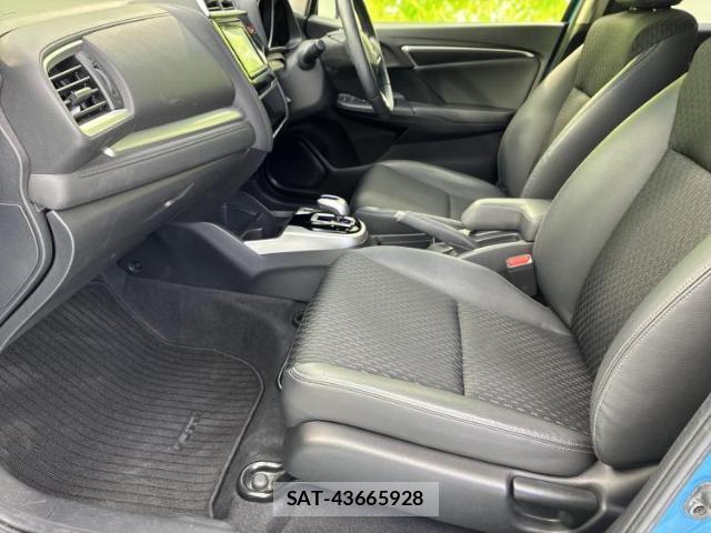 Honda FIT HYBRID 2015-08 8552327-5