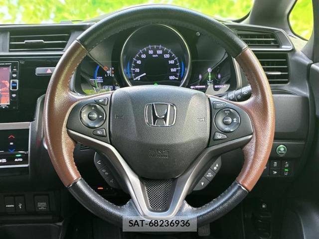 Honda FIT HYBRID 2019-01 8552328-14