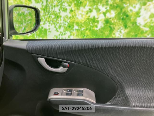 Honda FIT HYBRID 2011-11 8552383-16