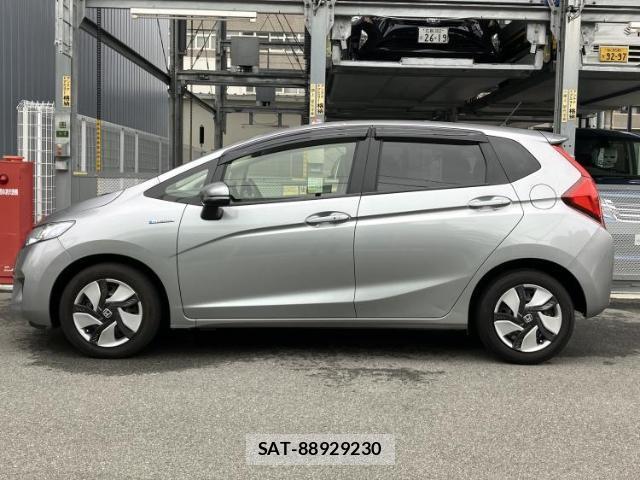Honda FIT HYBRID 2014-04 8552516-1