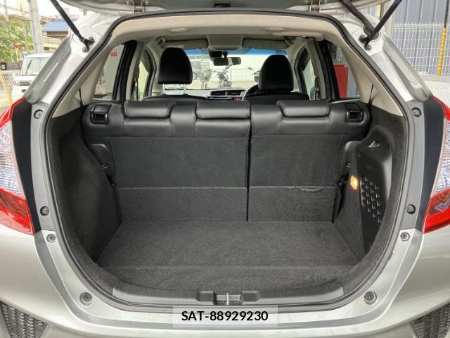 Honda FIT HYBRID 2014-04 8552516-7