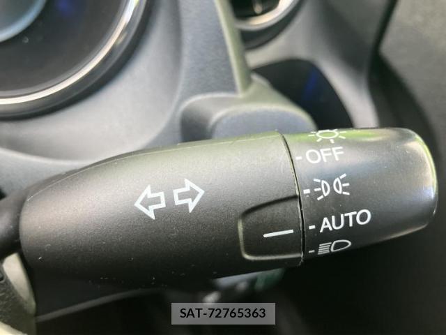 Honda FIT HYBRID 2013-06 8552611-14