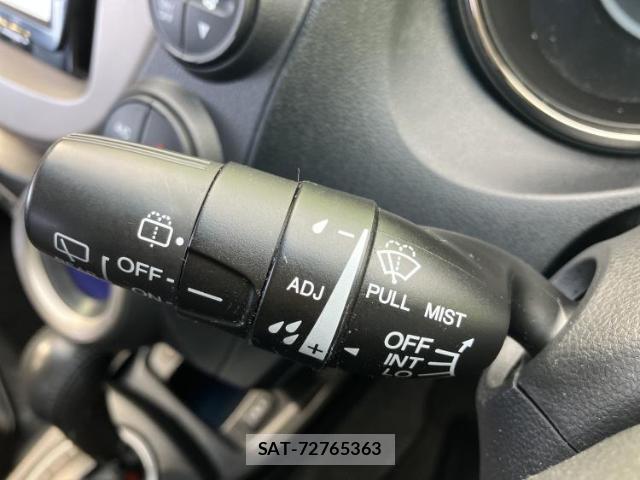 Honda FIT HYBRID 2013-06 8552611-15
