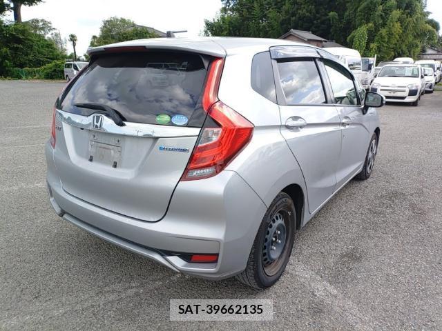 Honda FIT 2017-07 8546533-4