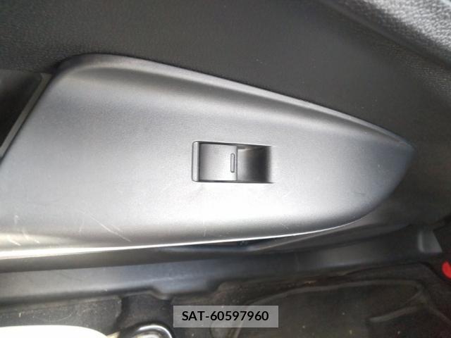 Honda FIT 2018-08 8546567-12