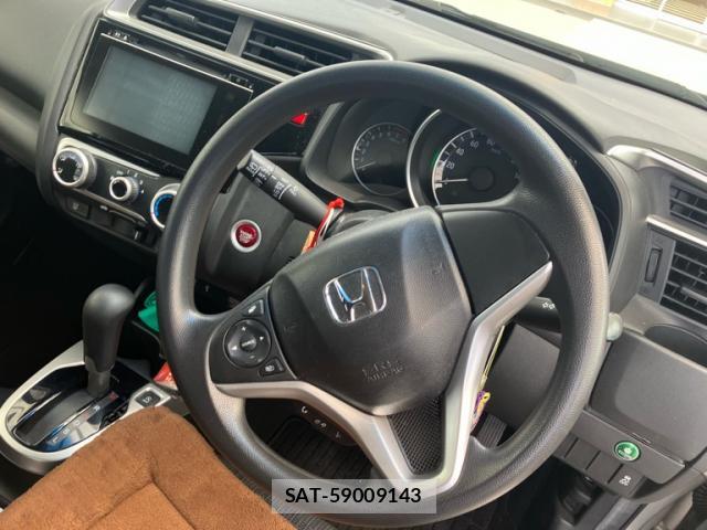 Honda FIT 2014-02 8547440-11