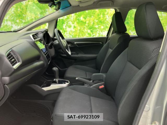 Honda FIT 2018-05 8548544-5