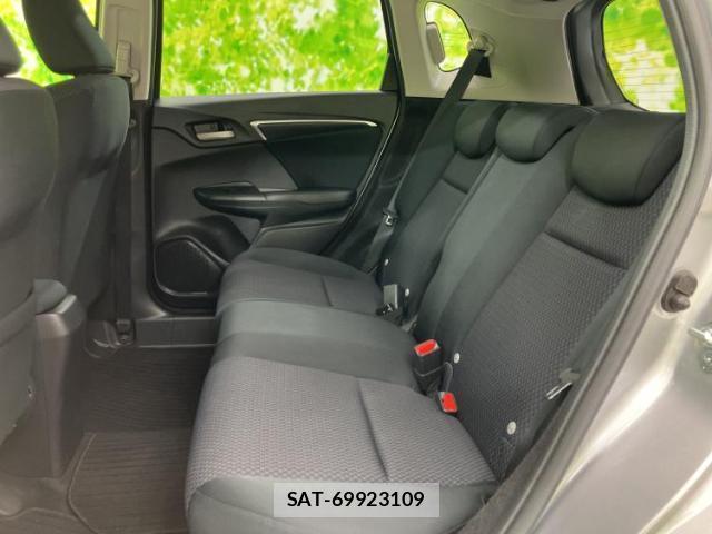 Honda FIT 2018-05 8548544-6