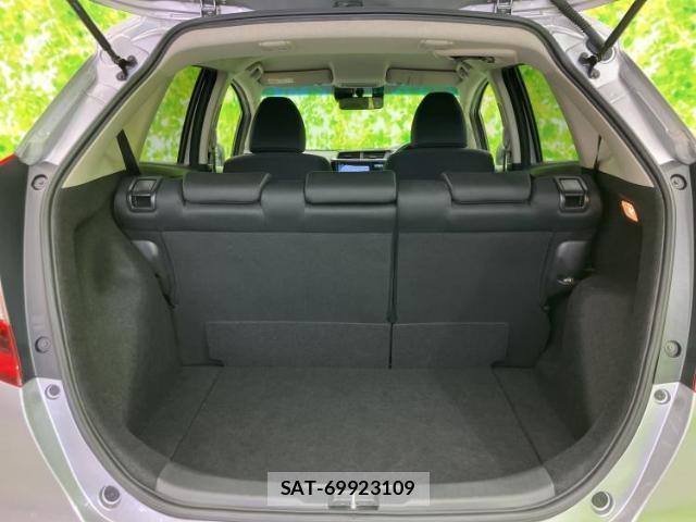 Honda FIT 2018-05 8548544-7
