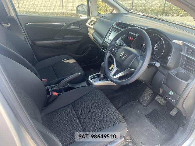 Honda FIT 2015-10 8549393-11
