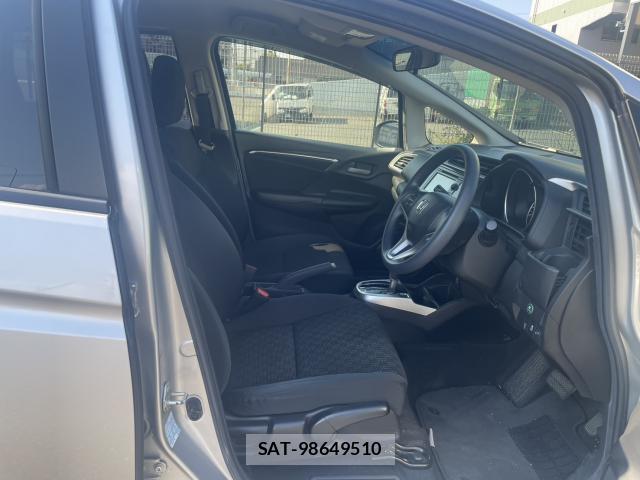 Honda FIT 2015-10 8549393-12