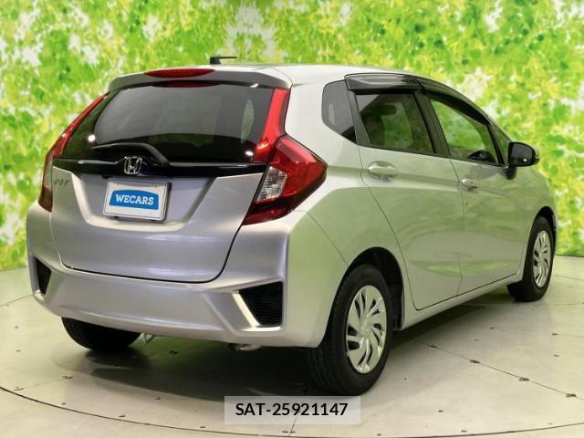 Honda FIT 2015-02 8550097-2