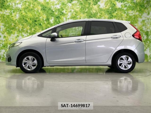 Honda FIT 2019-06 8550453-1