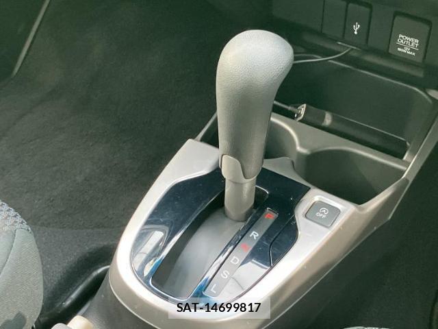 Honda FIT 2019-06 8550453-16