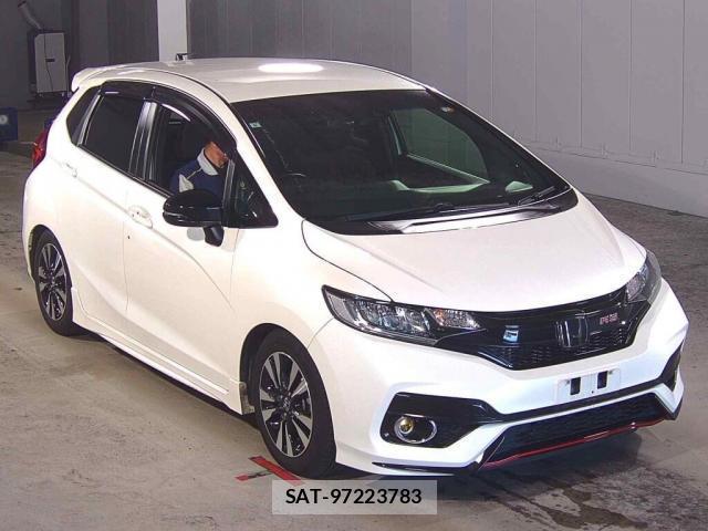 Honda FIT 2018-01 8551460-0