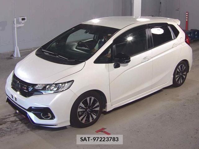 Honda FIT 2018-01 8551460-3