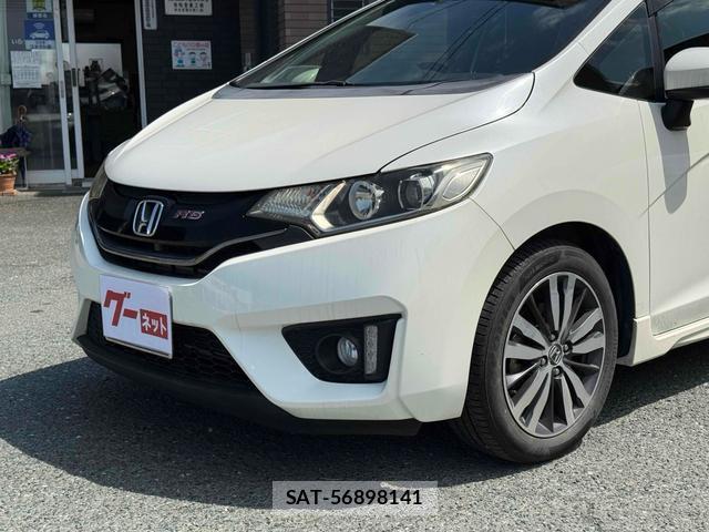 Honda FIT 2014-08 8551541-13