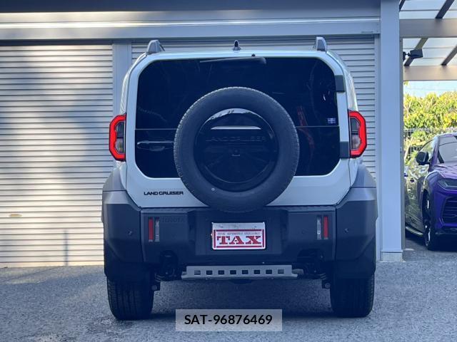 Toyota FJ CRUISER 2026-08 8547995-17