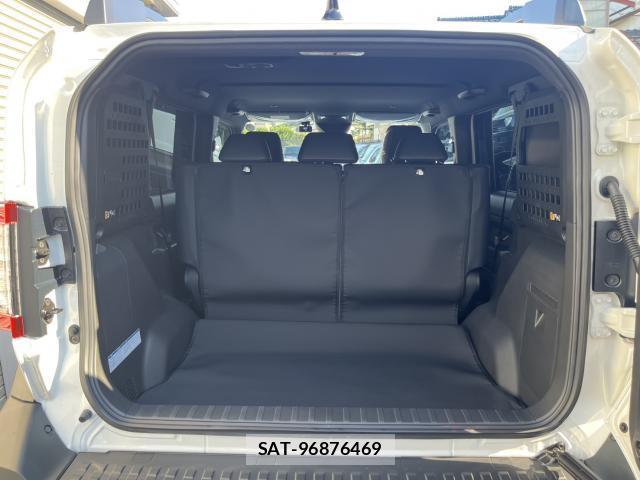 Toyota FJ CRUISER 2026-08 8547995-5