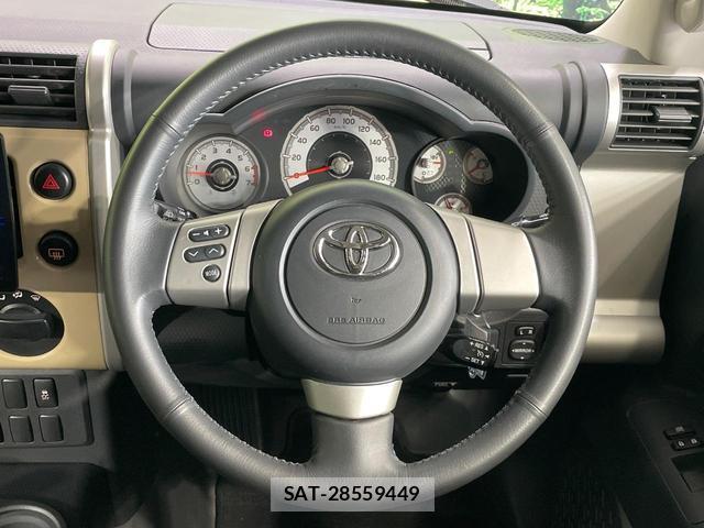 Toyota FJ CRUISER 2015-12 8548993-10