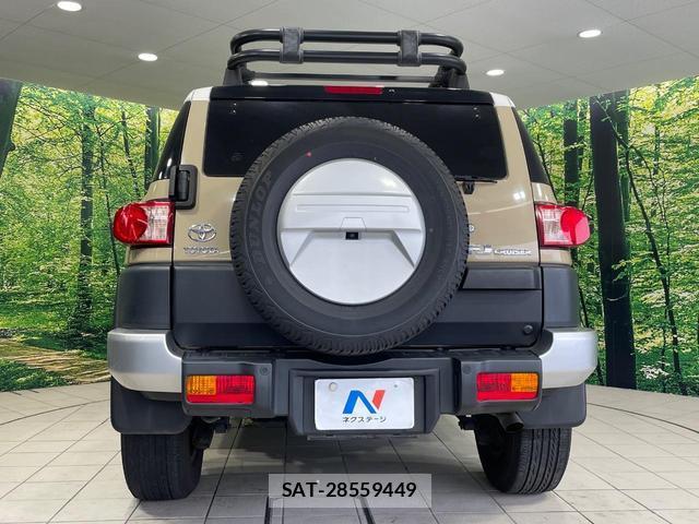 Toyota FJ CRUISER 2015-12 8548993-14