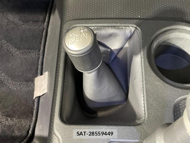 Toyota FJ CRUISER 2015-12 8548993-6