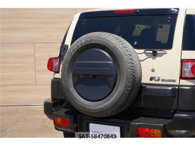 Toyota FJ CRUISER 2018-03 8549316-17