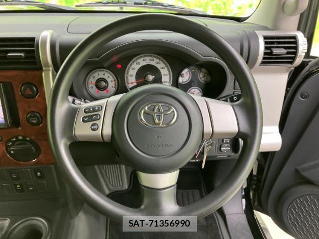 Toyota FJ CRUISER 2017-03 8552234-13