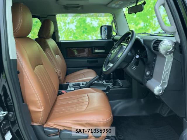 Toyota FJ CRUISER 2017-03 8552234-3