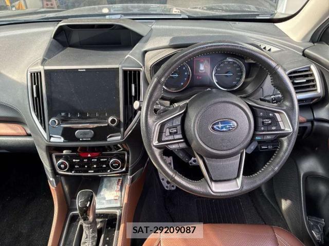 Subaru FORESTER 2019-03 8545858-2