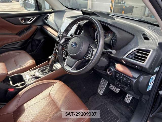 Subaru FORESTER 2019-03 8545858-3