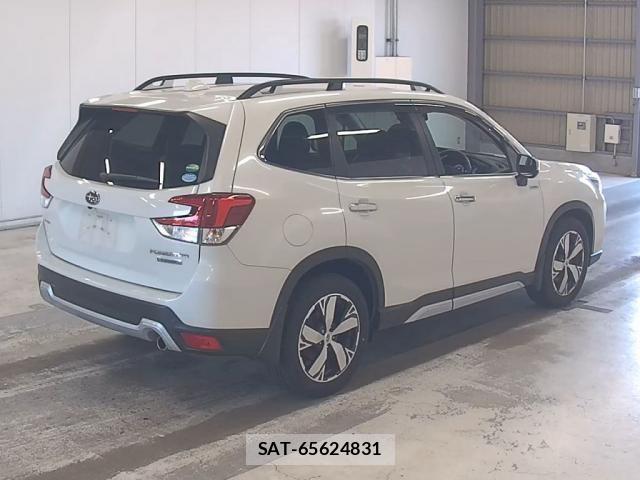 Subaru FORESTER 2019-08 8547878-4