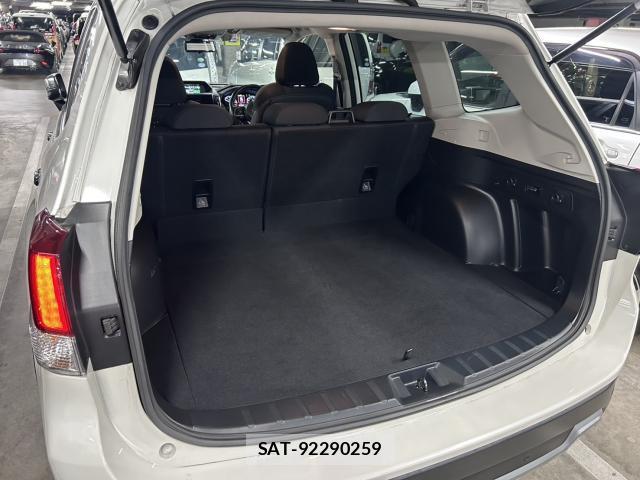 Subaru FORESTER 2021-08 8551598-16