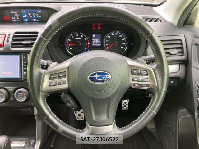 Subaru FORESTER 2013-08 8552475-13