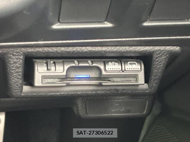 Subaru FORESTER 2013-08 8552475-17