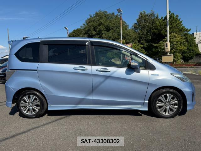 Honda FREED HYBRID 2013-08 8546091-3