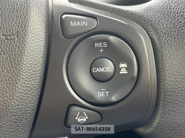Honda FREED HYBRID 2023-05 8548070-5