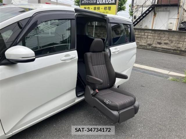 Honda FREED HYBRID 2019-02 8552261-15
