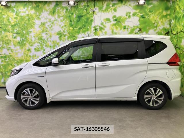 Honda FREED HYBRID 2022-08 8552631-1