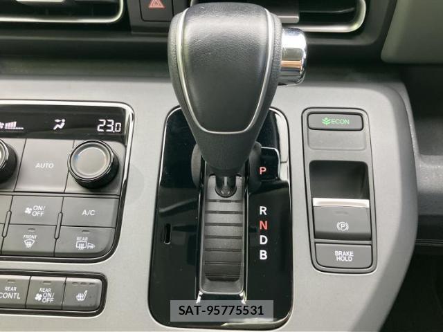 Honda FREED HYBRID 2024-09 8552637-17