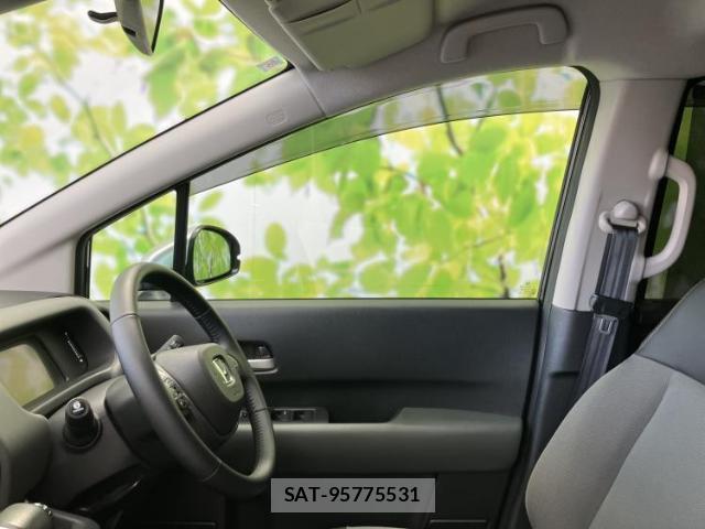 Honda FREED HYBRID 2024-09 8552637-6