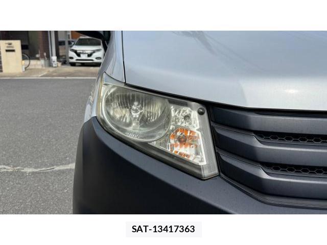Honda FREED SPIKE 2011 8548862-17