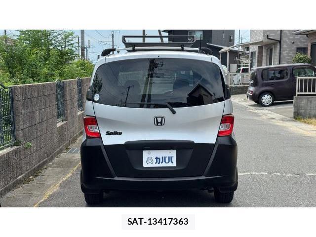 Honda FREED SPIKE 2011 8548862-3