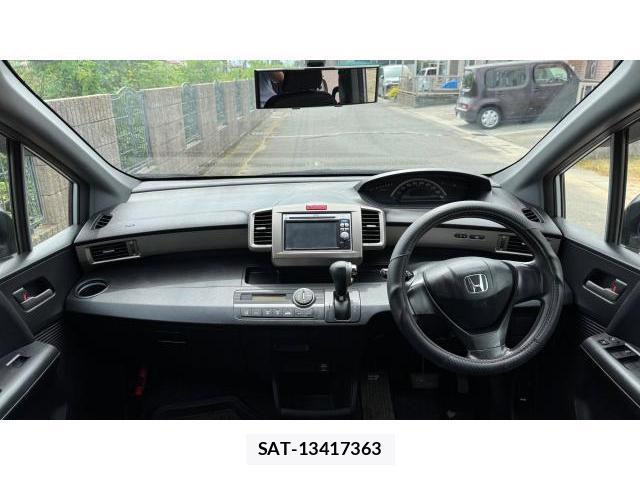 Honda FREED SPIKE 2011 8548862-4