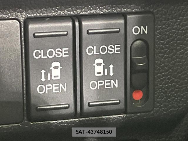 Honda FREED 2023-10 8545424-5