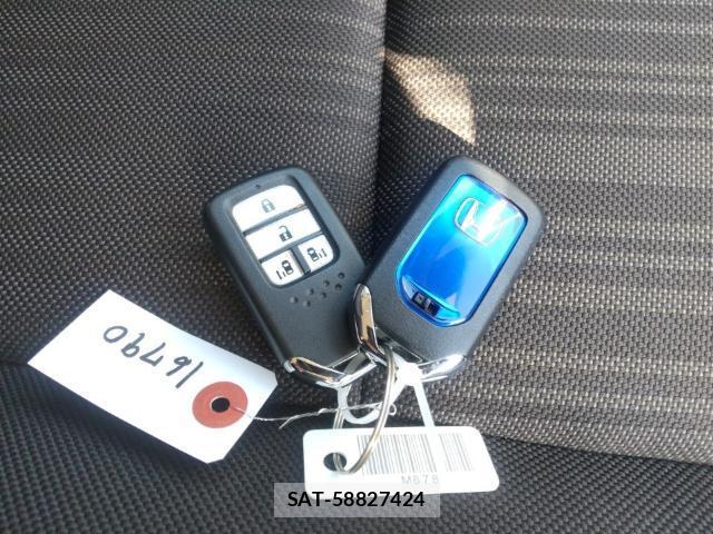 Honda FREED 2018-08 8546573-14