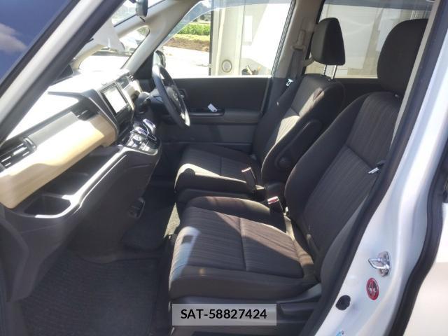 Honda FREED 2018-08 8546573-15