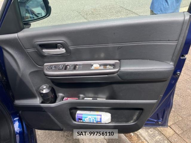 Honda FREED 2018-03 8546973-11